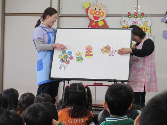 4月の誕生会 しらかば保育園